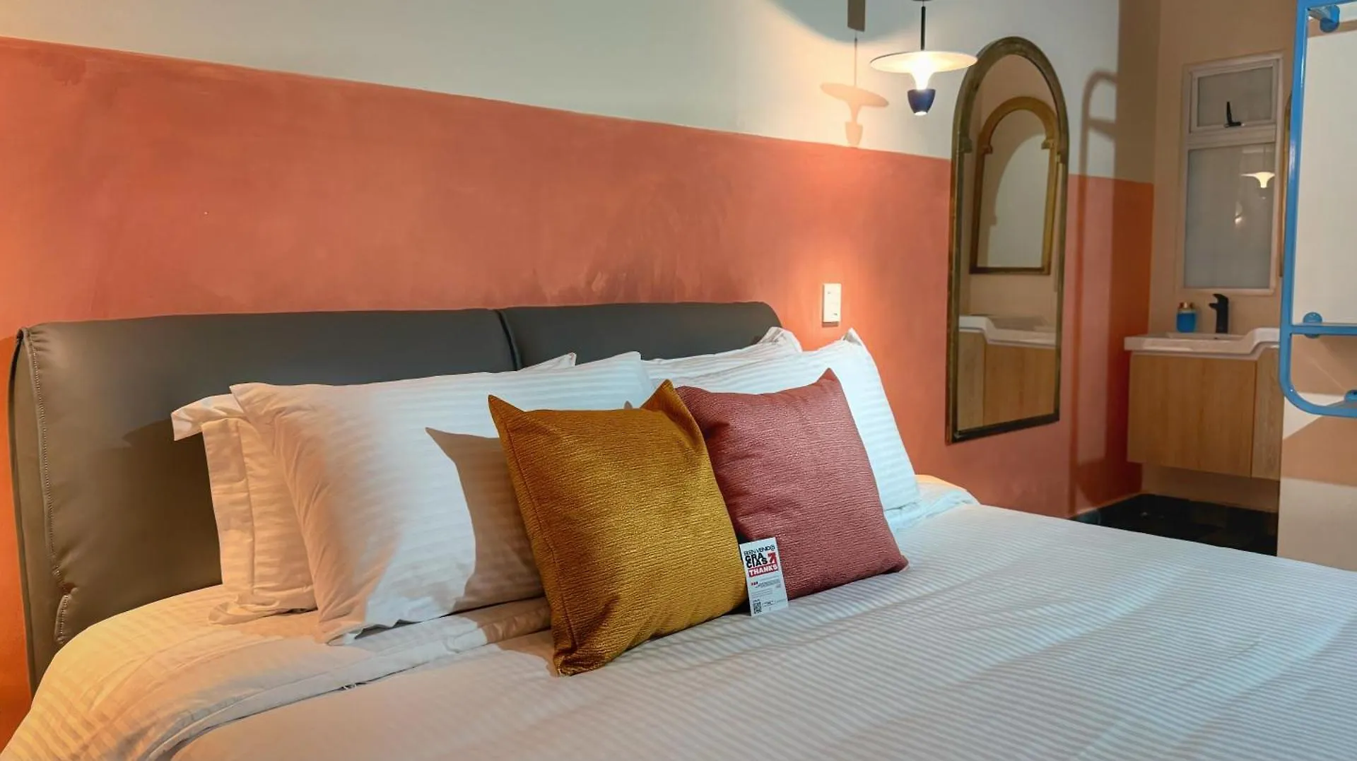 Autenthico Provenza Home Medellin Hotel